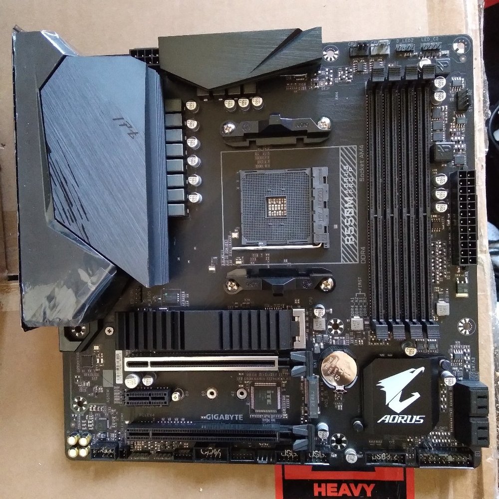 Gigabyte B550M AORUS PRO-P - Motherboard
